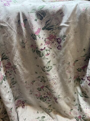 Cabbages and Roses Constance Multi on Natural Linen - Image 2